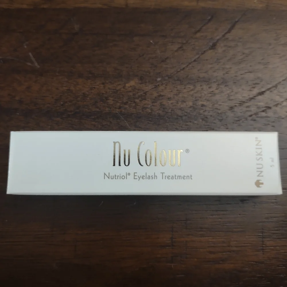 𝅺NWT Nu Skin Nu Colour Eyelash Growth Treatment